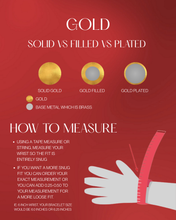 Load image into Gallery viewer, Clover Jade Bracelet + PEARLS
