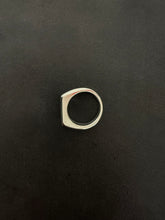 Load image into Gallery viewer, Onyx Block Ring
